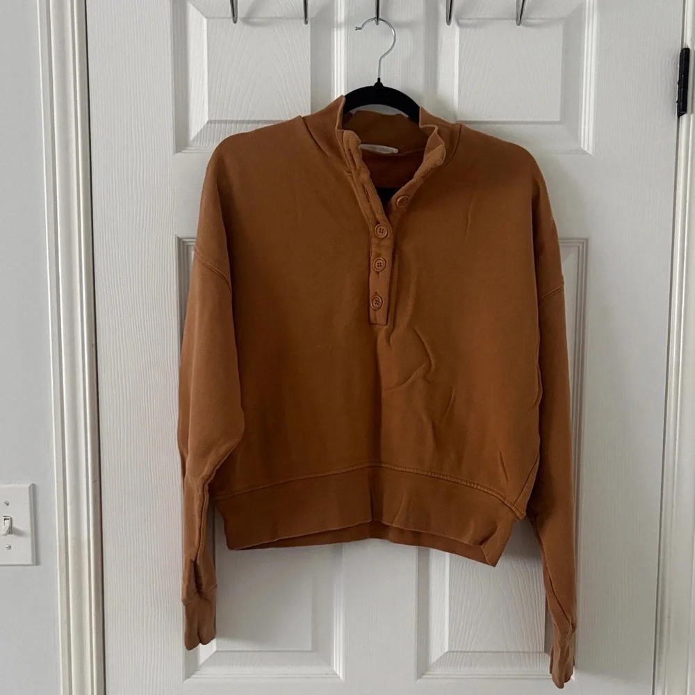 Reformation button up sweater - Picture 1 of 3